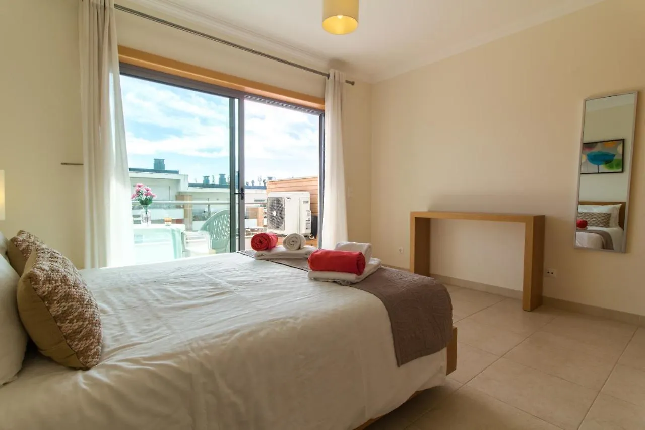 Ferienwohnung Albufeira Stylish Townhouse Apartment