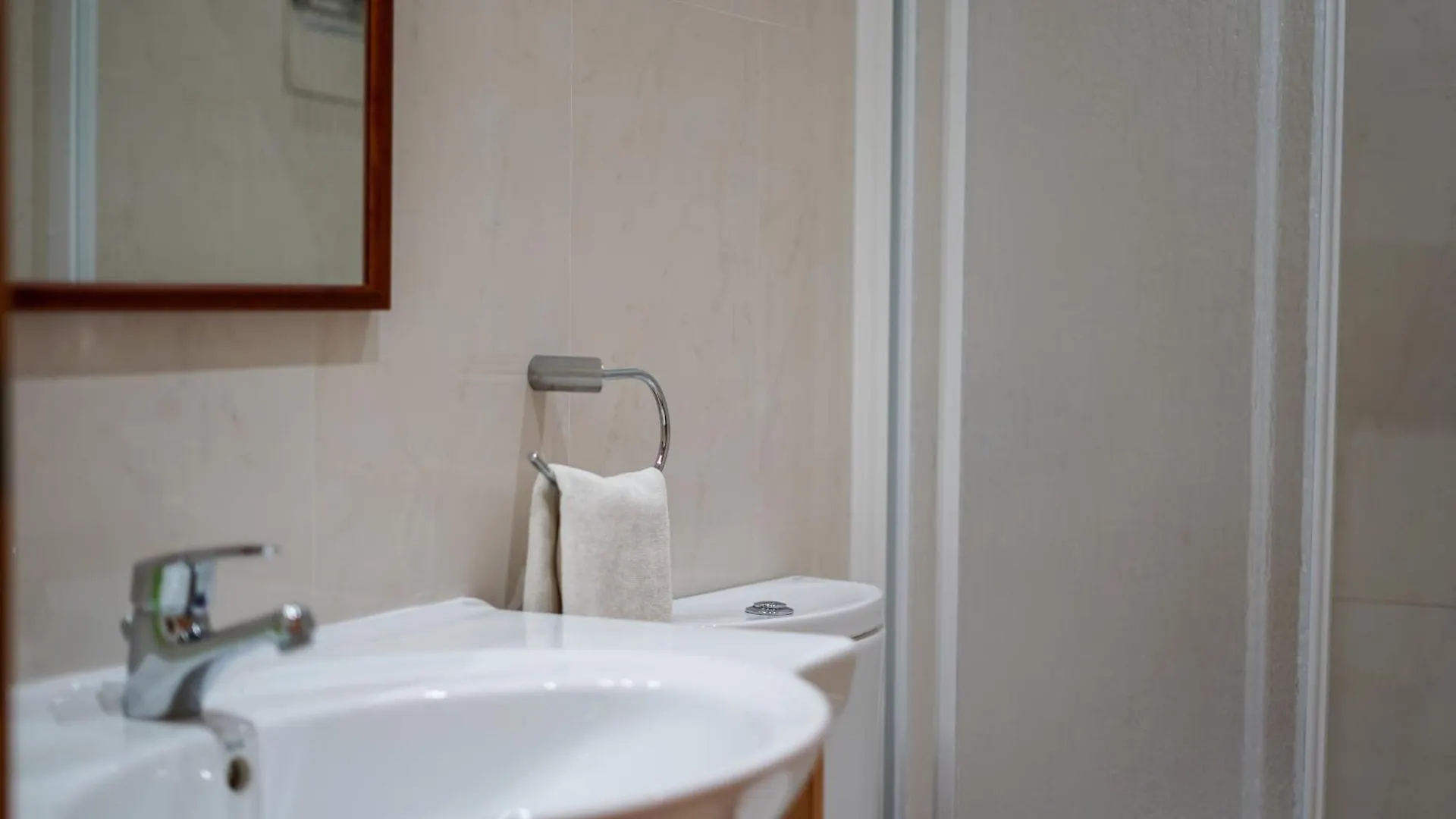 Albufeira Stylish Townhouse Apartment
